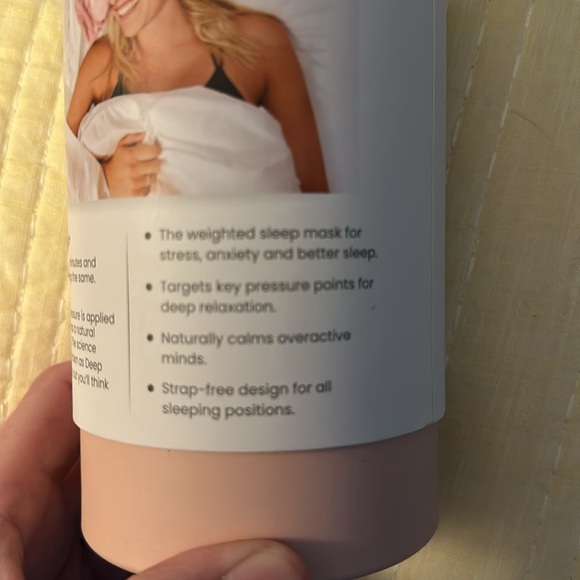 Nodpod Pink Weighted Eye Blanket - Picture 4 of 6